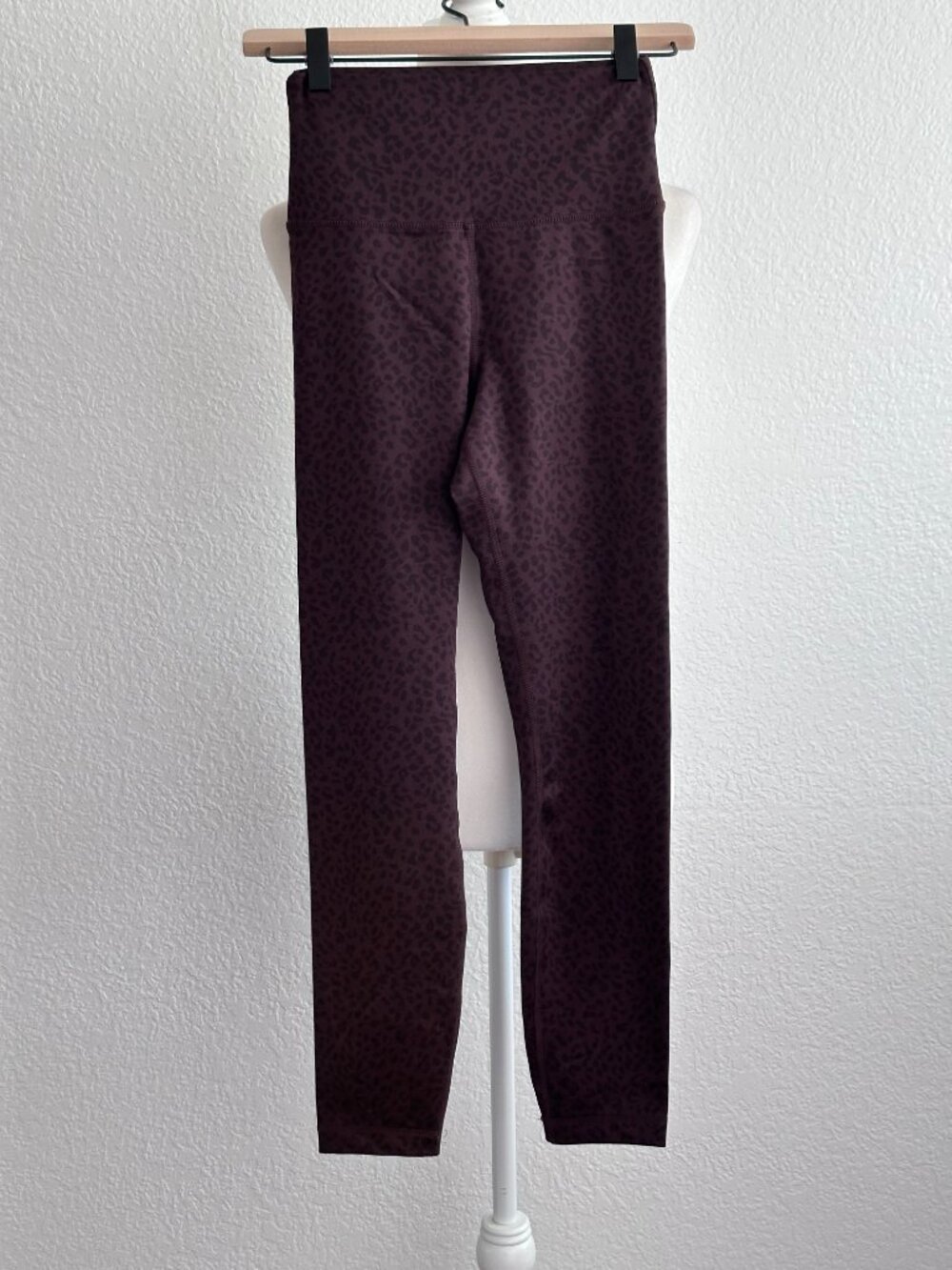 Balance Collection Leopard Print Leggings | High Waisted Burgundy | Size Small - Picture 2 of 6